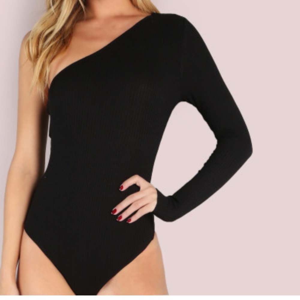 off shoulder bodysuit